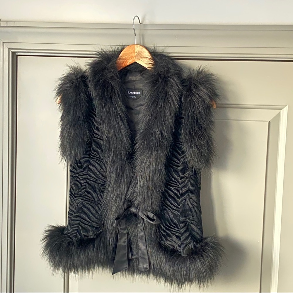 bebe Black Faux Fur trimmed vest